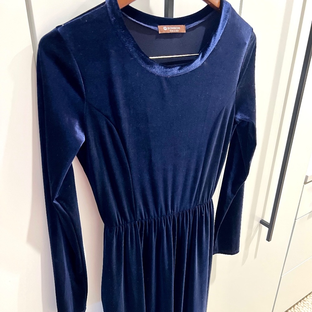 sz Large Royal Blue Velvety Slouchy Dress